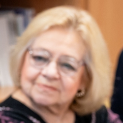 Dr. Szentgáli Piroska